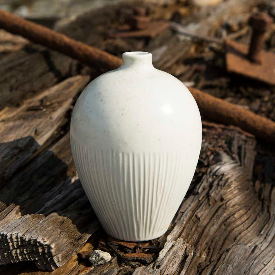 Lindform Ebba Small Vase in White Freckles