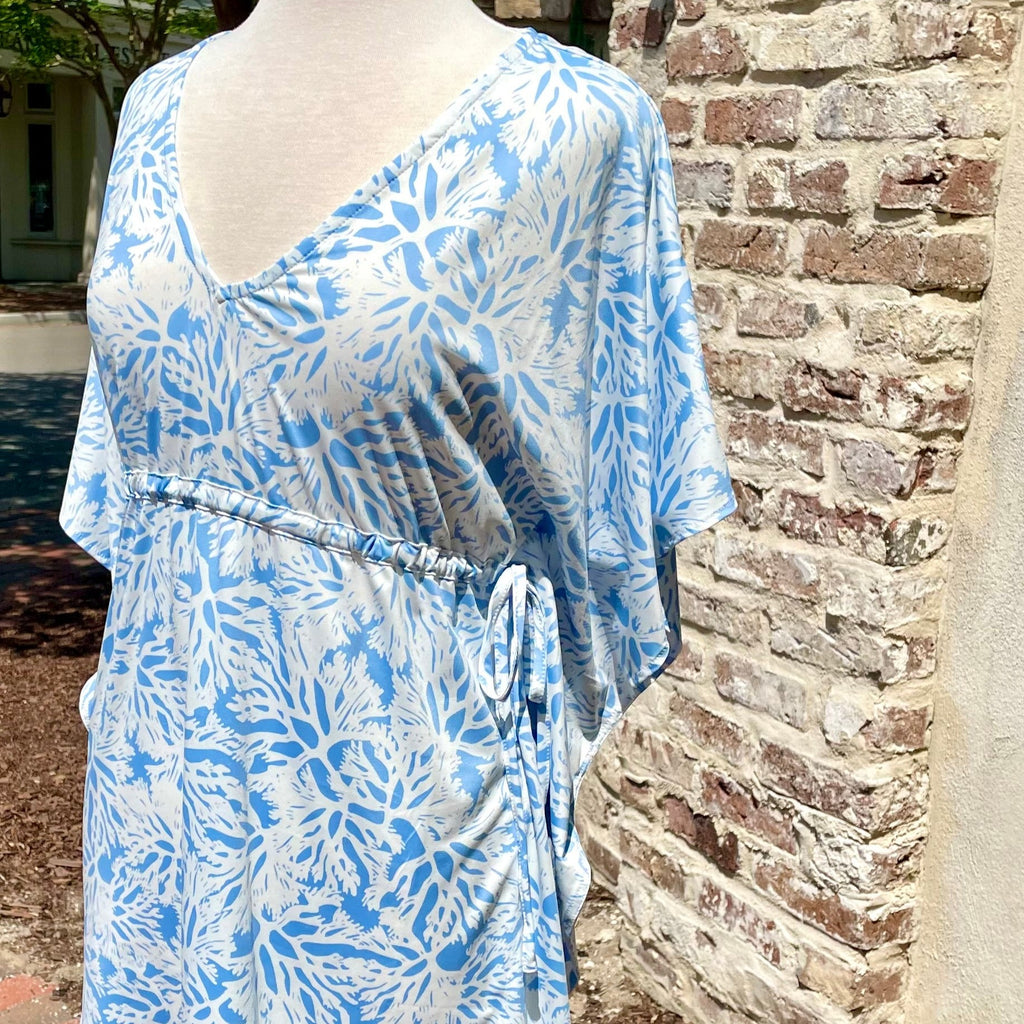 La Mer Luxe Short Kimono in Maya and White Bermuda